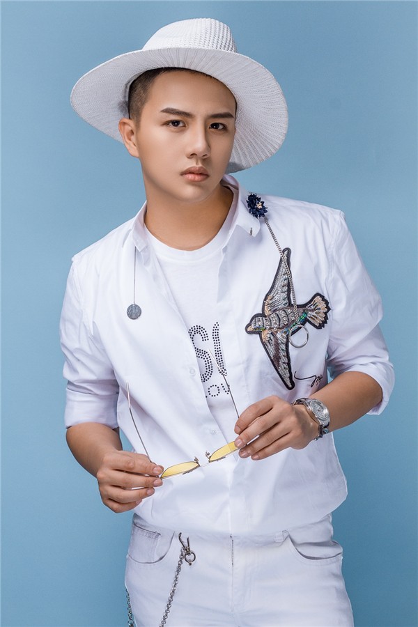 Gương mặt thân quen 2018 thay dàn giám khảo mới toanh